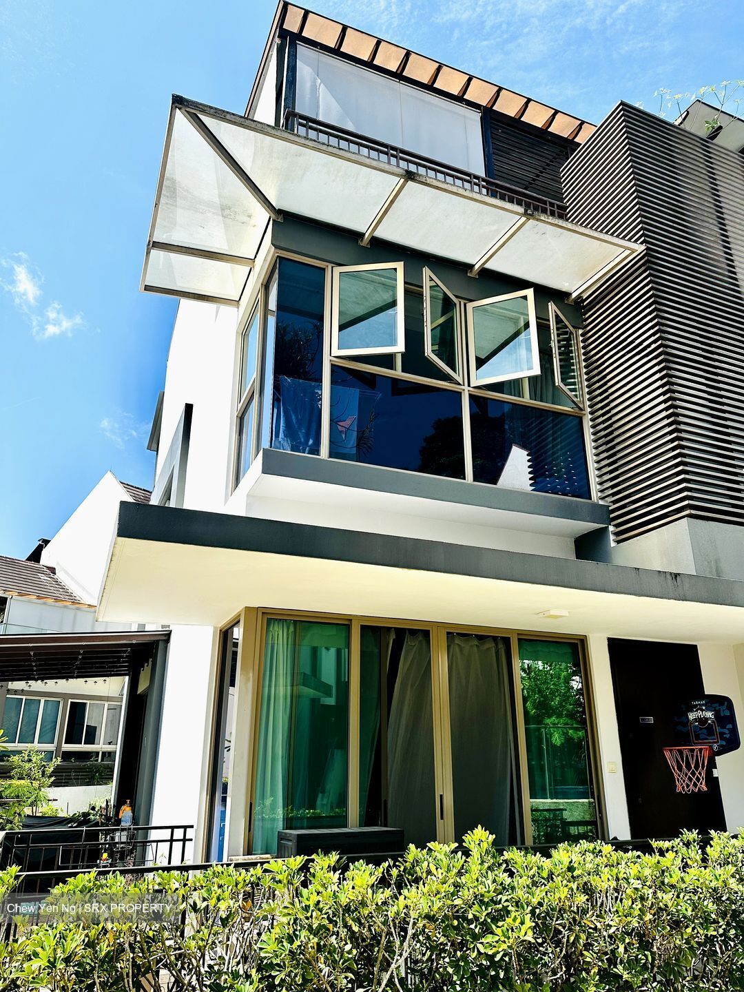 Jalan Dermawan (D23), Terrace #476379201